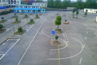 成都哪里适合新手练车