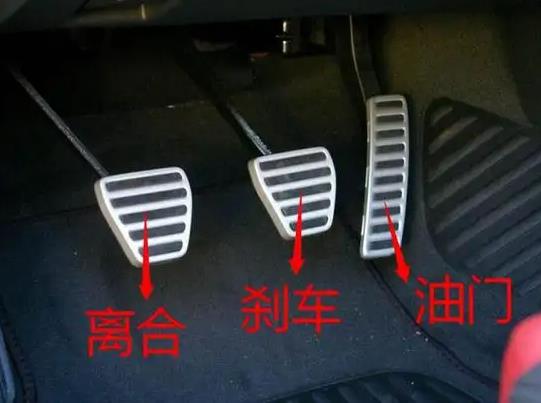 手动挡起步正确方法(新手开手动挡车起步的正确步骤)