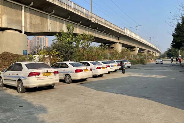 成都双流区汽车陪练,新手陪练当天可上路